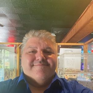 Meet your Posher, Donald